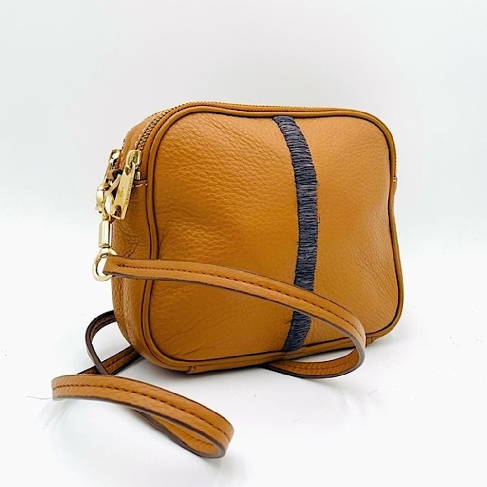 ELLEN DEGENERES✨Leather Camello Baja Double Zip Crossbody Bag